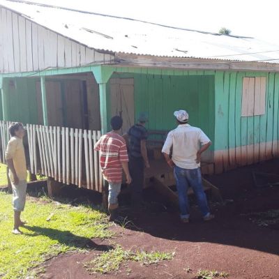 Construir�n aulas y sanitarios para la escuela rancho de Picada Unida
