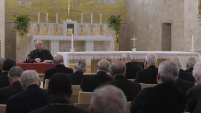 Retiro cuaresmal: Reflexi�n sobre la resistencia a la gracia y la idolatr�a