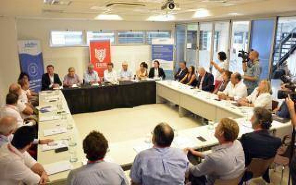 Tigre: Zamora recibi� al Ministro de Producci�n Augusto Costa