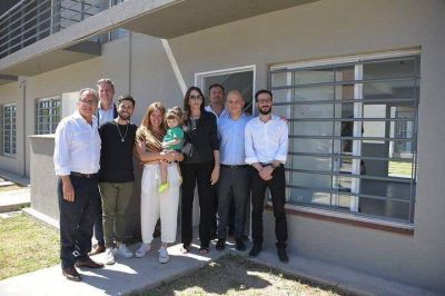 ProCreAr Ituzaing� | 30 familias ya viven en su propia casaPublicado por Redacci�n El Cactus