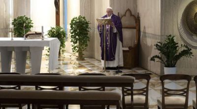 El Papa anima a los sacerdotes a llevar con valent�a la Palabra de Dios y la Eucarist�a