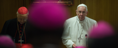 Francisco en camino de desentralizaci�n, servicio y conversi�n del papado