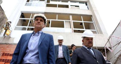 Katopodis visit� visit� el primer Hotel Escuela de Latinoam�rica, que est� siendo construido por la UNLP