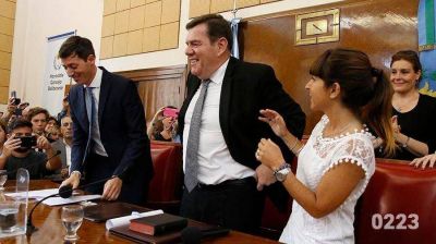 Montenegro negocia contrarreloj para conseguir las dos emergencias este jueves