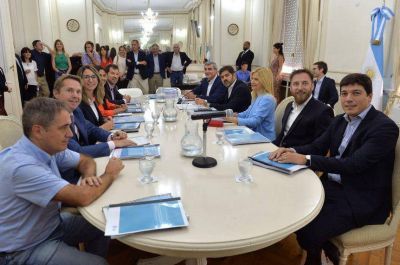 Arde la Bicameral y la Emergencia se traslada a los diferentes bloques