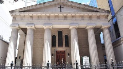 Los cultos suspenden o restringen sus celebraciones religiosas