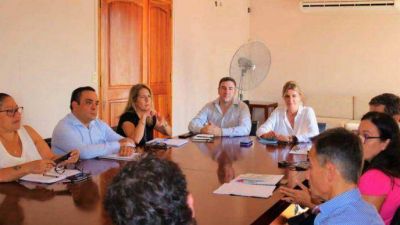 Ca�uelas: lanzan bater�a de medidas para enfrentar el coronavirus