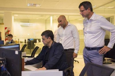 Jorge Macri visit� el centro de despacho unificado donde se atienden las urgencias por Coronavirus