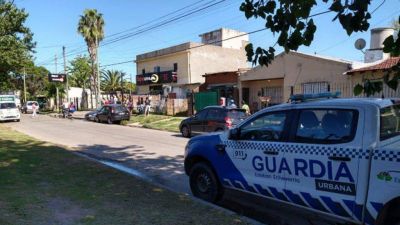 Cuarentena obligatoria en Lomas y Echeverr�a: comercios colapsados y fuerzas de seguridad en las calles