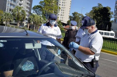 El Municipio contin�a con fuertes operativos en el ingreso a Tigre para garantizar el aislamiento preventivo por Coronavirus
