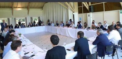 Grindetti presente en la reuni�n con intendentes convocada por el presidente Alberto Fern�ndez