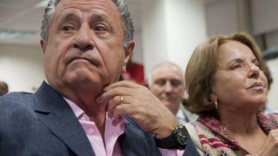 Duhalde pas� la cuarentena y ofreci� sus servicios a Alberto