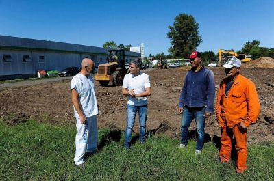 Zabaleta supervis� la obra del Hospital de emergencia que se construye en Hurlingham