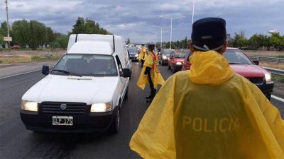Coronavirus en Mendoza: largas filas de autos en el Acceso Sur para llegar al centro de Mendoza