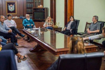 Gobernadores refuerzan ayuda social y se blindan con oposici�n