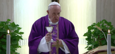 Covid-19, hu�sped infectado en Santa Marta: �Nuevo test para el Papa Francisco?