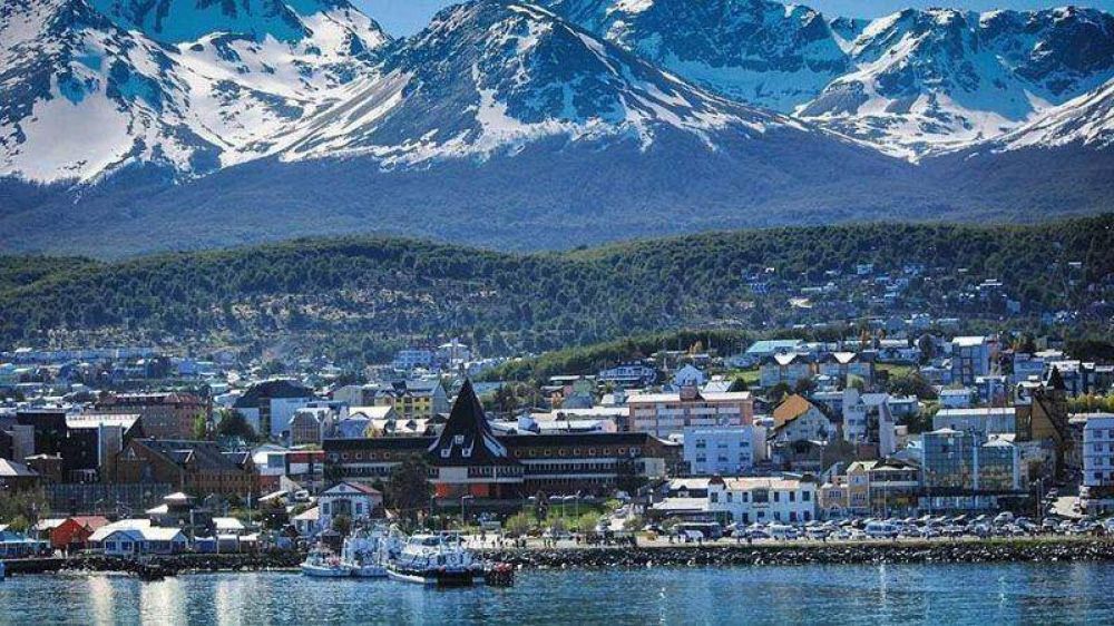 Tierra del Fuego evala hasta acondicionar hoteles para que funcionen como hospitales