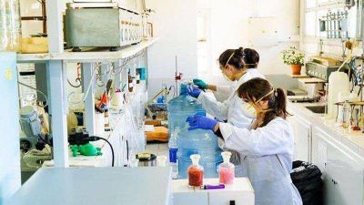 La Municipalidad de Ushuaia entreg� m�s de 600 litros de alcohol desinfectante