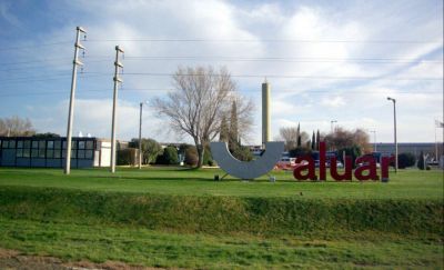 Aluar reduce otro 25% su productividad