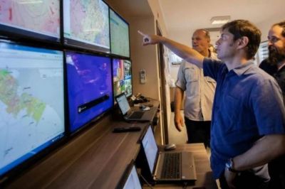 Kicillof contra los intendentes que cierran sus ciudades para evitar la circulaci�n