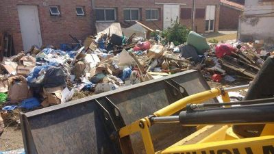 Los vecinos generan m�s basura y piden evitar sacar ramas y escombros