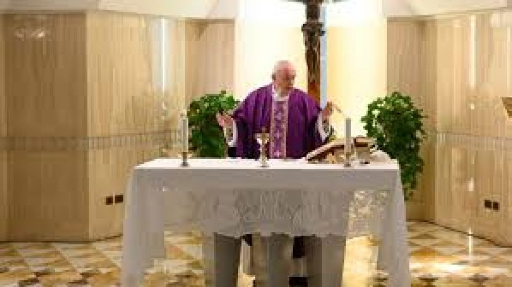 El Papa en Santa Marta agradece a los que se preocupan por quienes estn en dificultad