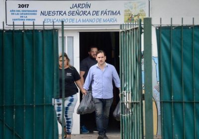 Distribuyen alimentos en once parroquias de la capital bonaerense