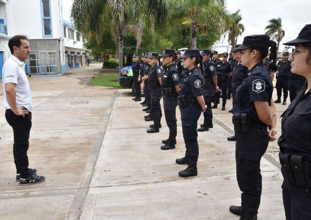 Llegaron 50 nuevos efectivos policiales para garantizar el cumplimiento de la cuarentena
