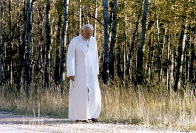 Juan Pablo II: Un santo al que rezar en �estos tiempos dif�ciles�