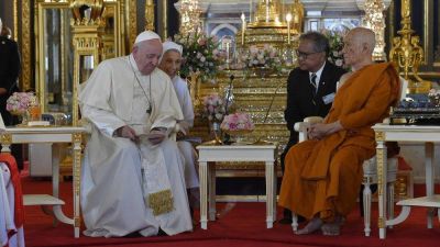 Budistas y cristianos, construyamos una cultura de compasi�n y fraternidad