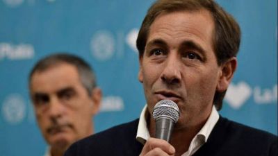 La Plata: Garro redujo su sueldo y el de sus funcionarios para crear un fondo de emergencia