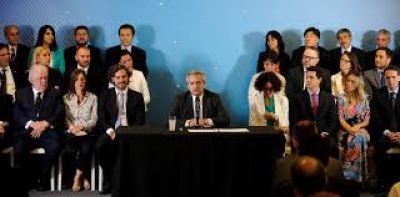 La interna en el Gobierno por el caos en el pago a jubilados: pases de factura a La Bancaria y al presidente del Central