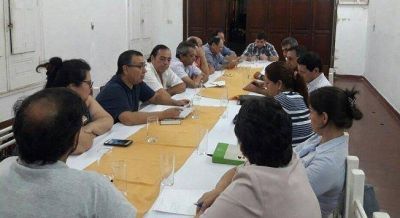 Esperan r�plica local, tras convocatoria de Alberto a gremios para salir de la cuarentena