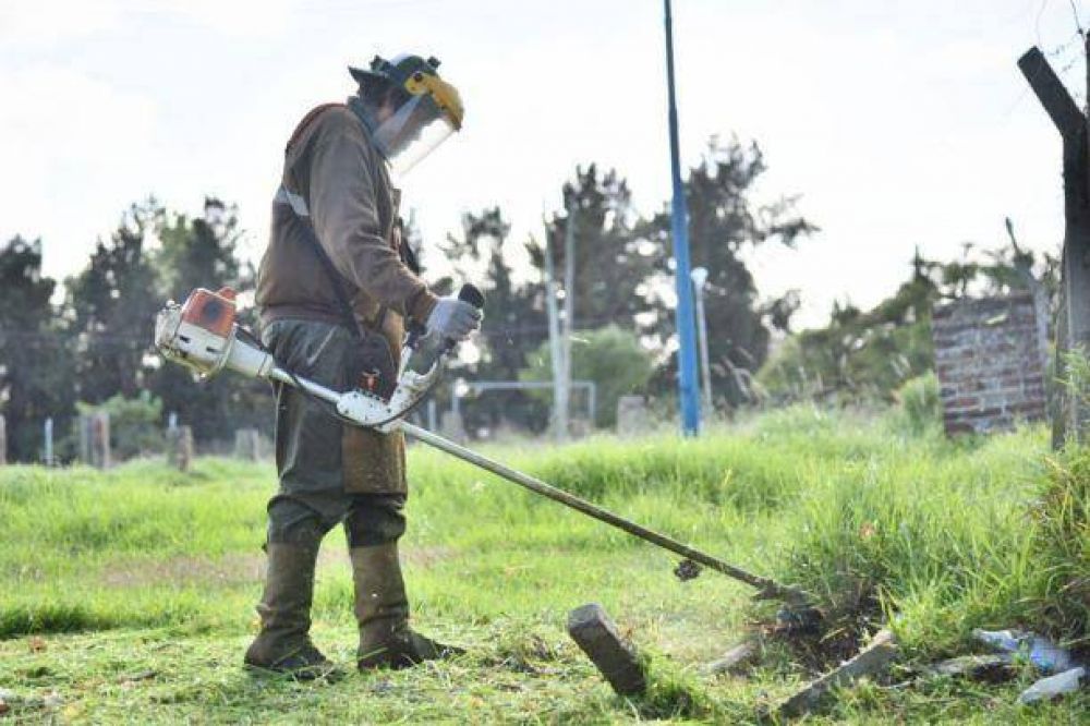 Intensos operativos contra el dengue en distintos barrios de Quilmes