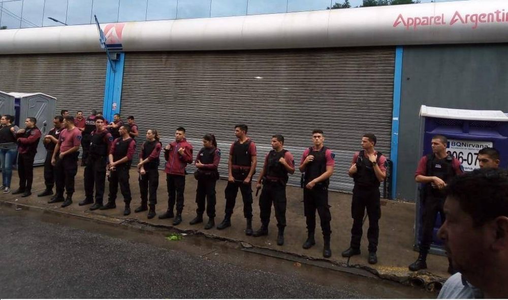 La Juventud Sidical repudi los 30 despidos en el lavadera Apparell