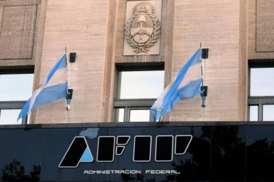 Los trabajadores de la AFIP cruzaron a Espert por haberlos llamado 