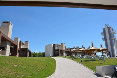 El tesorero del Surrbac que ten�a U$S 400 mil tambi�n es due�o de un complejo tur�stico en Traslasierra
