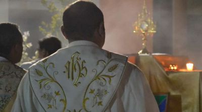 Jueves Santo: Hoy tambi�n es el d�a del sacerdote