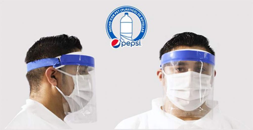 CBC transforma sus envases de Pepsi en mascarillas