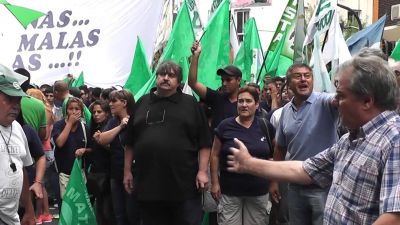 Pignanelli promueve el modelo SMATA de suspensiones con salarios recortados para evitar despidos