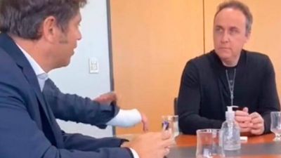 Ituzaing� Barbijos: Piana y una red de voluntarios para confeccionarlos