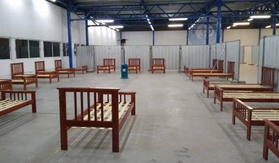 Sanidad Rosario mont� un hospital de campa�a en Perez para pacientes con Covid-19