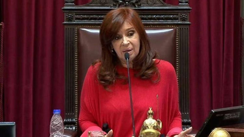 Jug Cristina Fernndez de Kirchner: mensaje a Olivos, seal a los medios y malestar opositor
