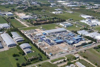 Por la cuarentena, recortan el sueldo a 300 trabajadores de una planta del Parque