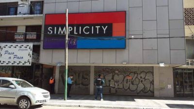 El Municipio clausur� la perfumer�a Simplicity de Monte Grande