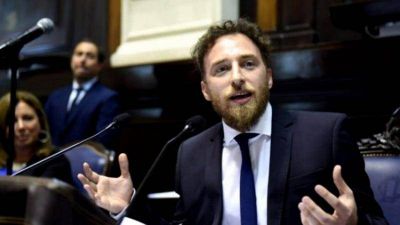 Para Oterm�n, �el esfuerzo de los argentinos est� dando buenos resultados�