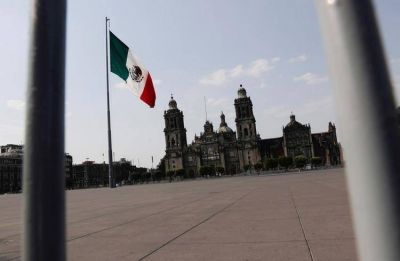 M�xico se acerca a bono basura tras rebaja de nota de Fitch