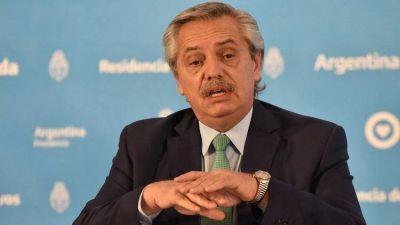 Alberto Fern�ndez, ante dos alternativas para salir de la crisis