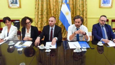 El ala pol�tica le pide a Alberto que acelere la emisi�n y choca con los t�cnicos del Gobierno