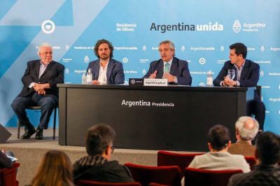 El gobierno habilita nuevas actividades y se alista para enfrentar una suba de casos